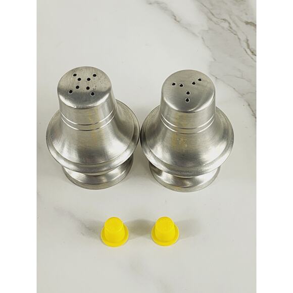 Conn House Pewter Salt & Pepper Shaker w/ Yellow Stopper 2 3/4" Dinnerware - Picture 2 of 14